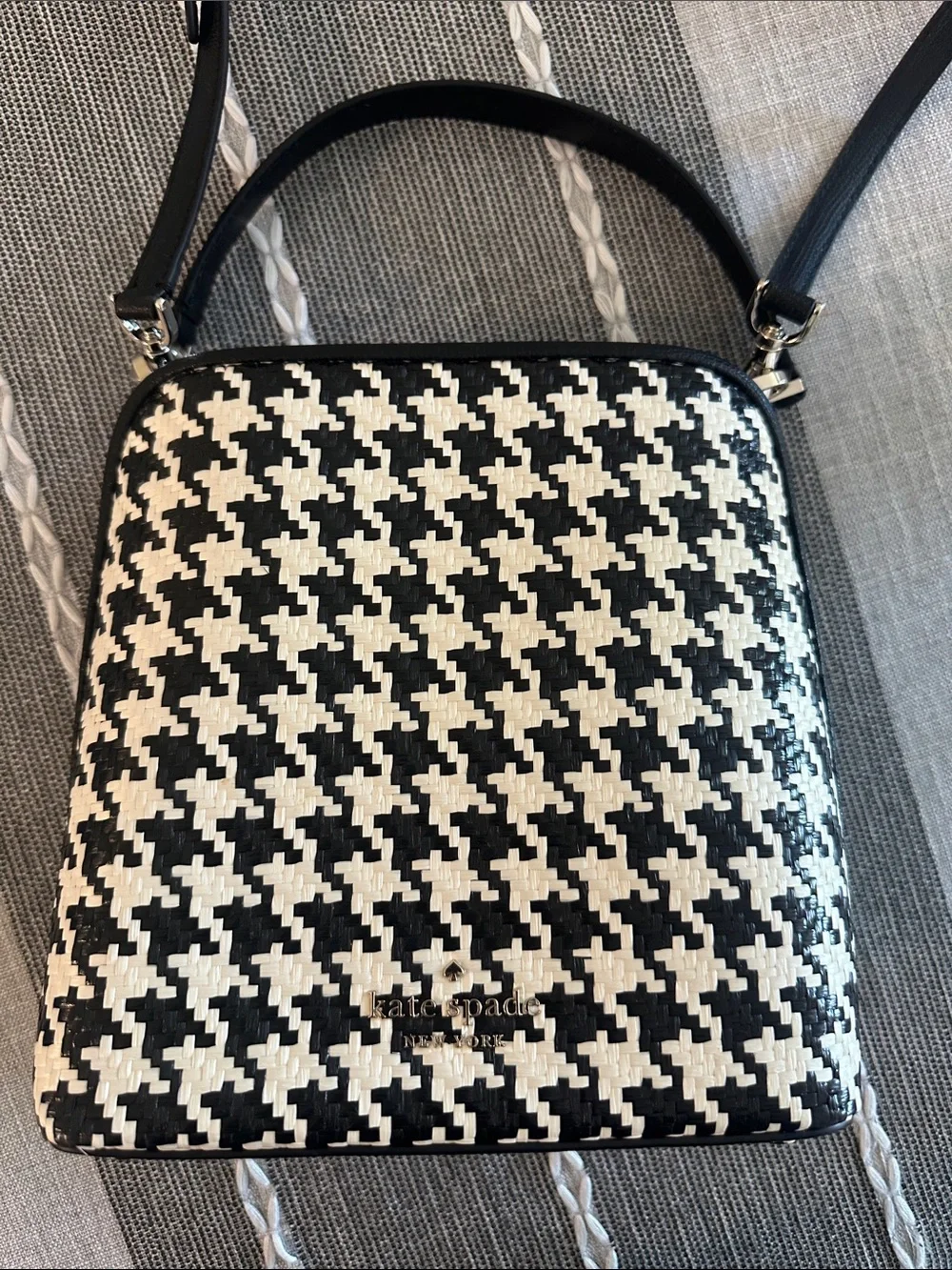 KATE SPADE Darcy Small Bucket Bag Black & White Houndstooth Top-Handle Satchel
